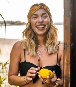 Black Odysse Top -Agua de Coco Shop top bbsxstephd top london preto stephanie 6