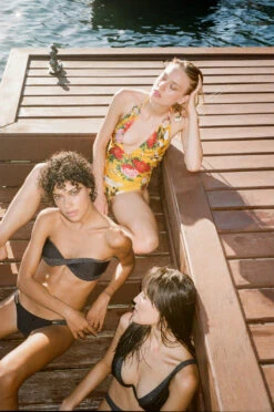 Black Lurex Underwired Triangle Bikini Top - Top Curves Preto Lurex -Agua de Coco Shop top blueman top curves preto lurex 5