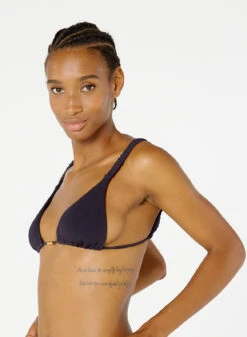 Top Malibu Crispy Preto -Agua de Coco Shop top blueman top malibu crispy preto 2