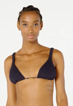 Top Malibu Crispy Preto -Agua de Coco Shop top blueman top malibu crispy preto 8