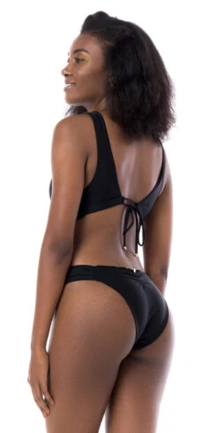 Top Cropped Ripple Preto -Agua de Coco Shop top laplaya top cropped ripple preto 2