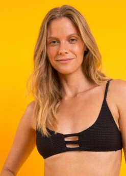 Top Bora-black Bra-trio -Agua de Coco Shop top riodesol top bora black bra trio 4