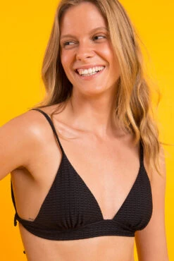 Top Bora-black Tri-cos -Agua de Coco Shop top riodesol top bora black tri cos 4