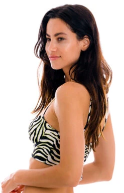 White & Black Tabby Lace-up Back Bralette Top - Top Wild-black Balconet-anna -Agua de Coco Shop top riodesol top wild black balconet anna 3